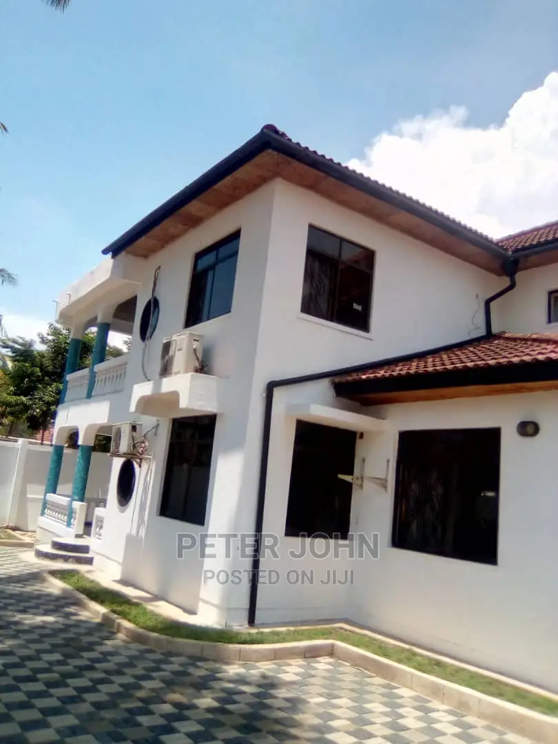 3bdrm Apartment in Mikocheni for rent
