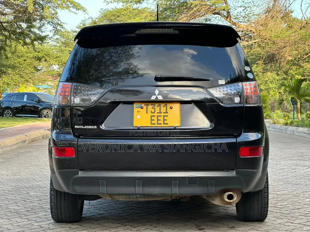 Mitsubishi Outlander 2006 Black