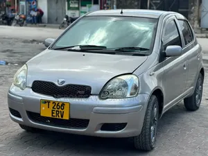 Toyota Vitz 2003