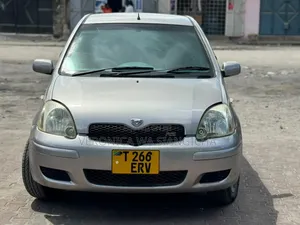 Toyota Vitz 2003