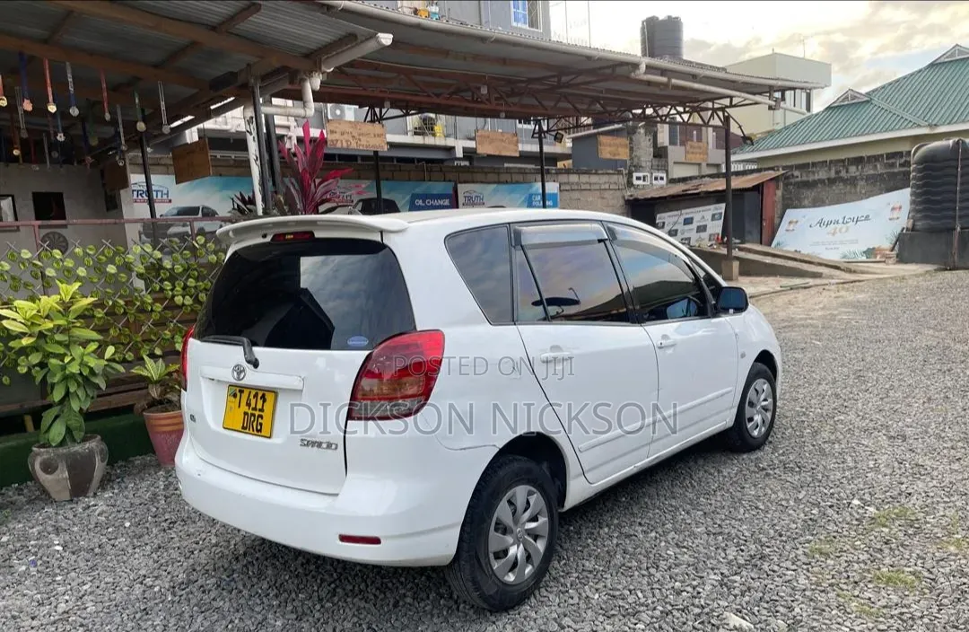 Toyota Corolla Spacio 2005 Pearl