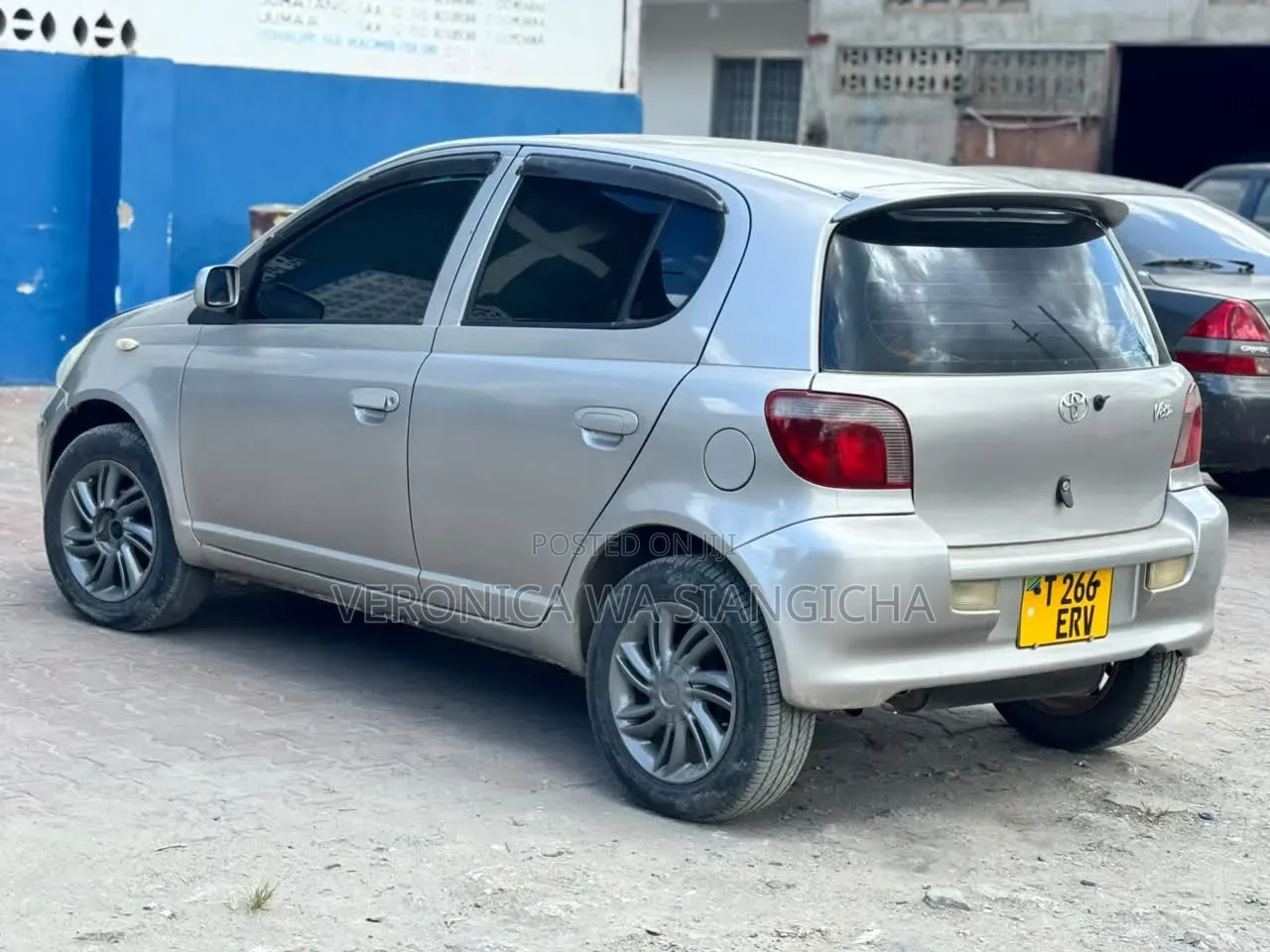 Toyota Vitz 2003