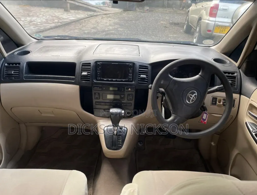 Toyota Corolla Spacio 2005 Pearl