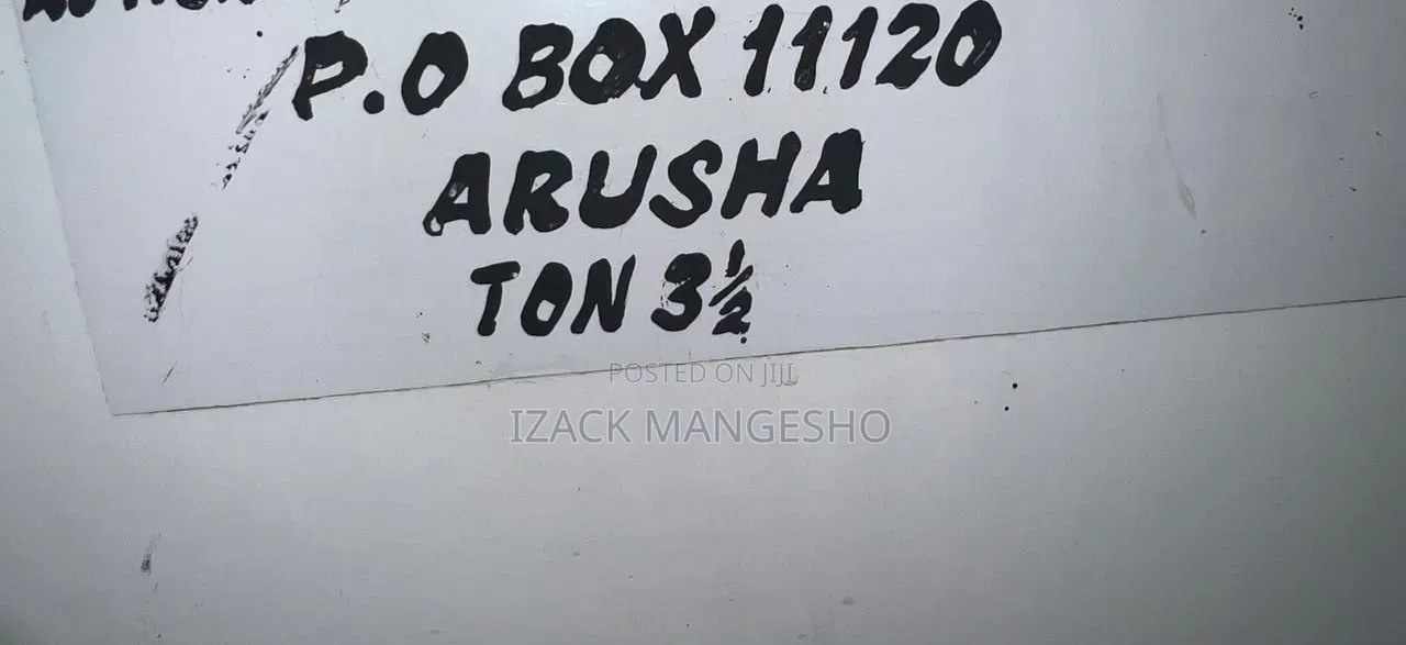 Mitsubishi Fuso 2009 White