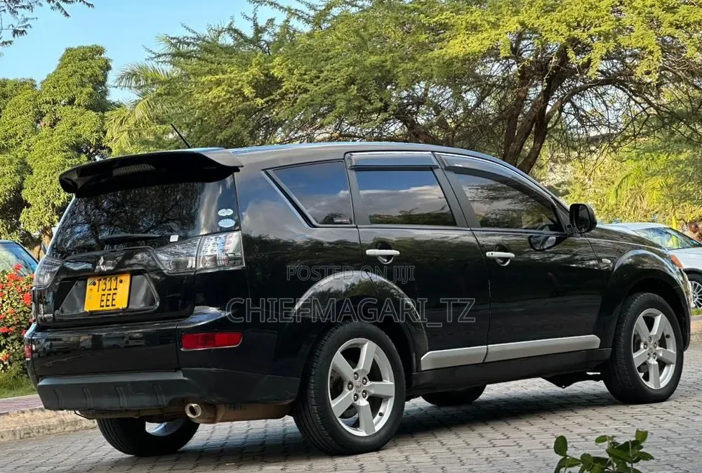 Mitsubishi Outlander 2006 Black