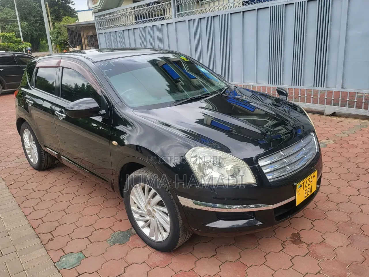 Nissan Dualis 2011 Black