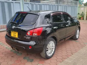 Nissan Dualis 2011 Black
