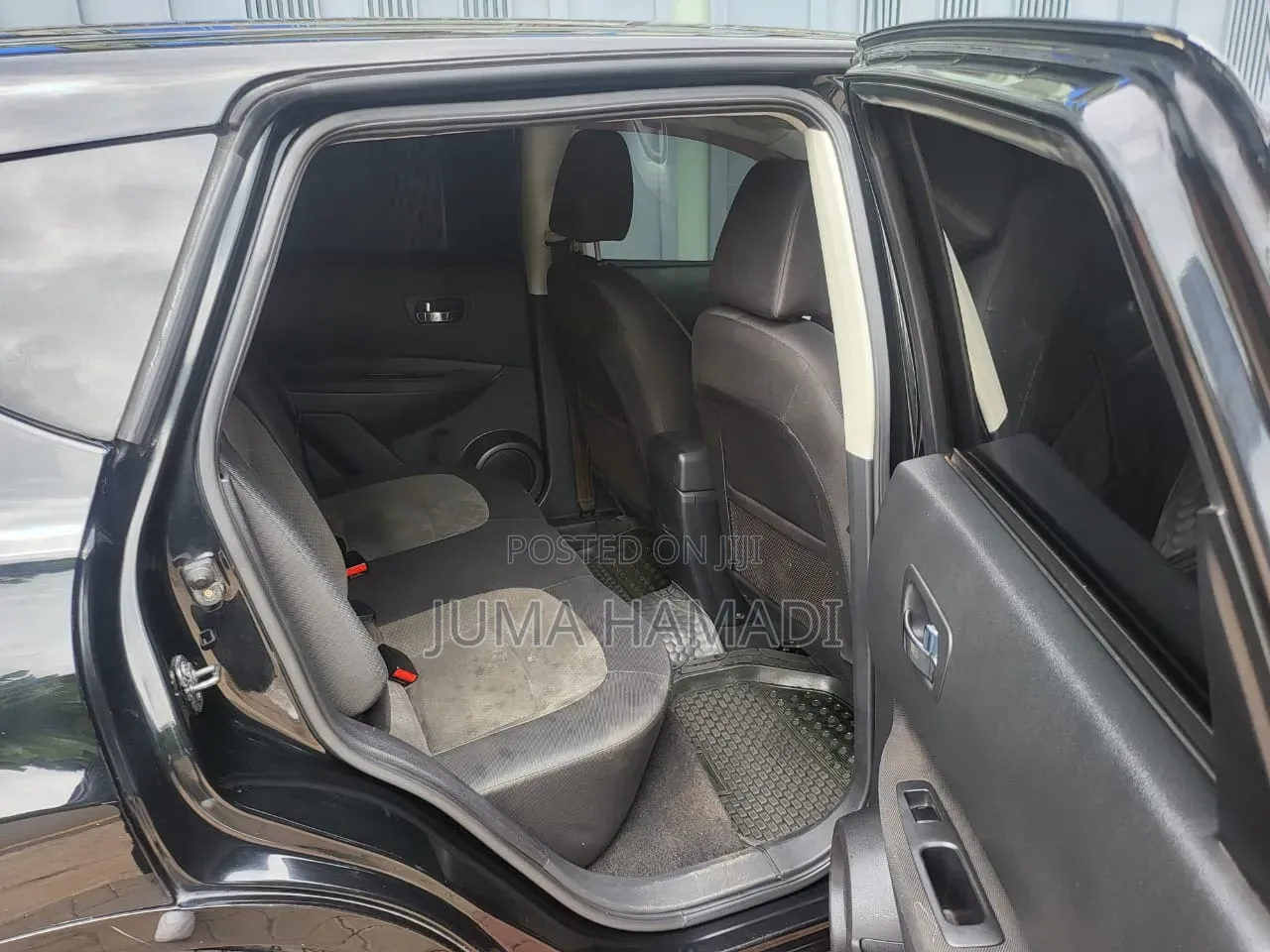 Nissan Dualis 2011 Black