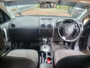 Nissan Dualis 2011 Black