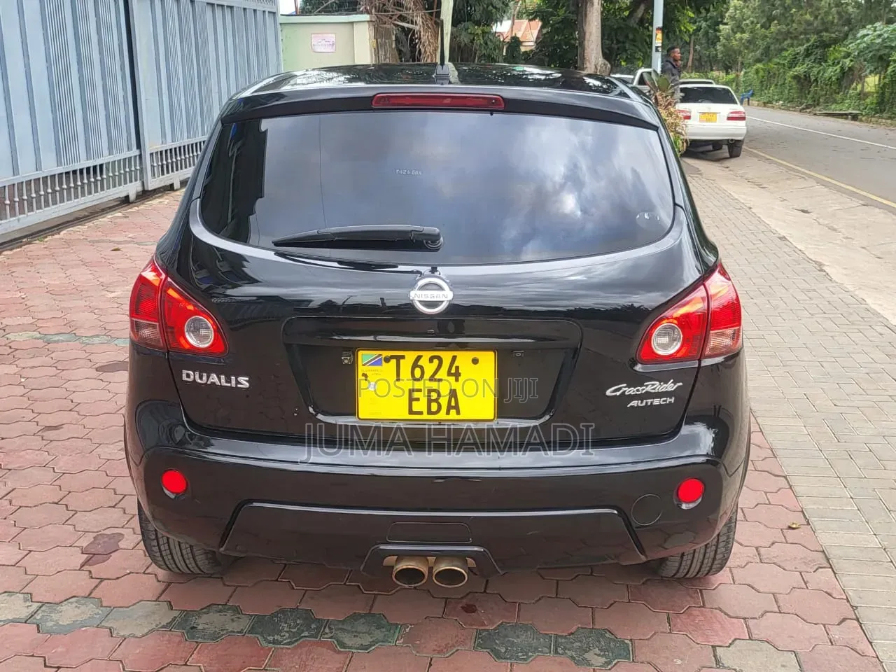 Nissan Dualis 2011 Black