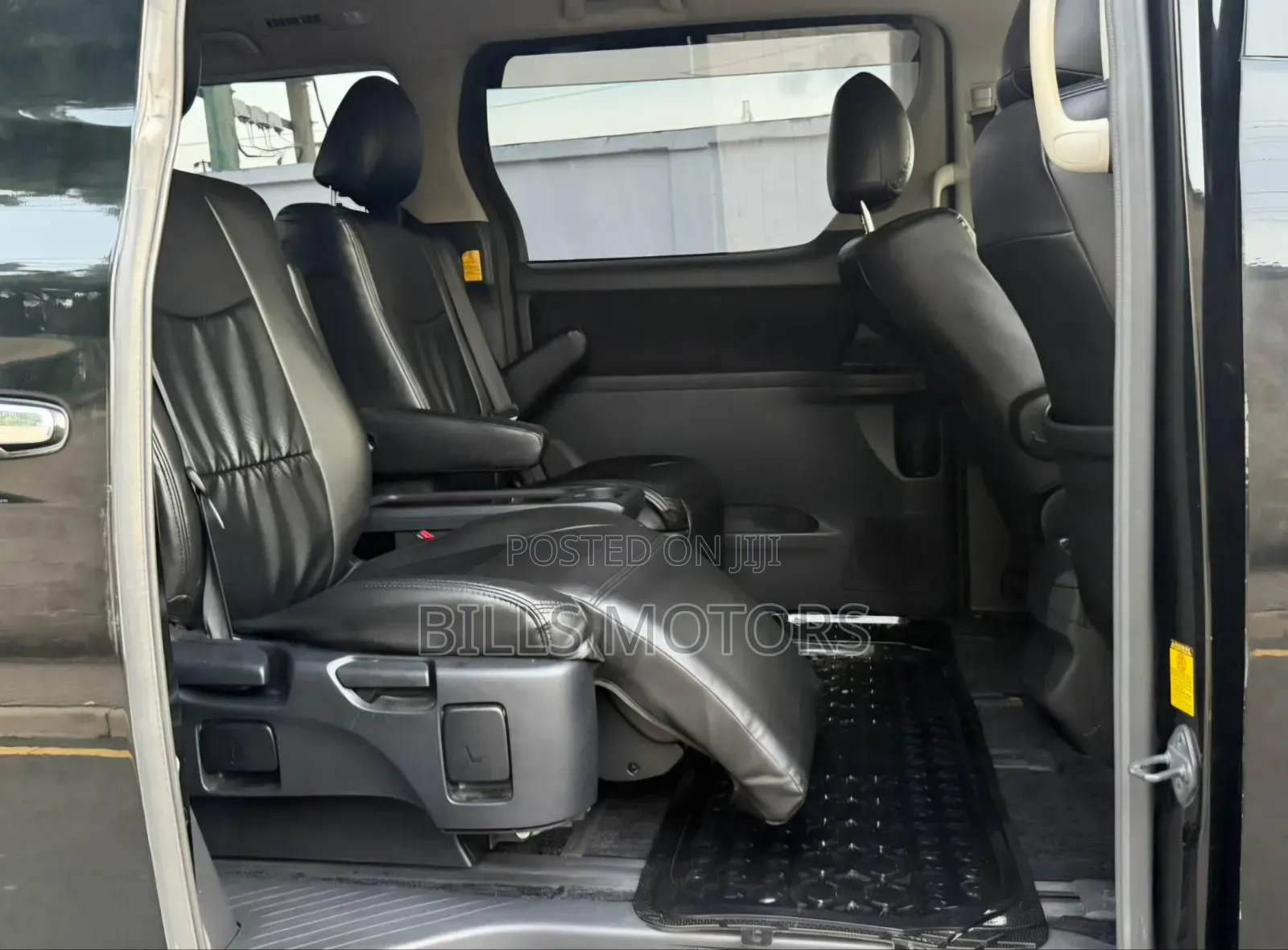 Toyota Vellfire 2009 Black