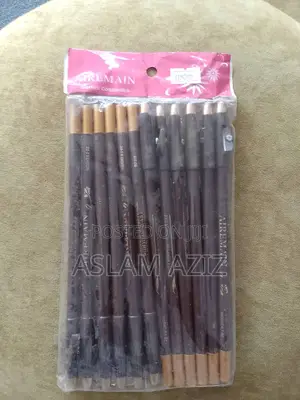 Eye Liner Lip Liner (Wanja)