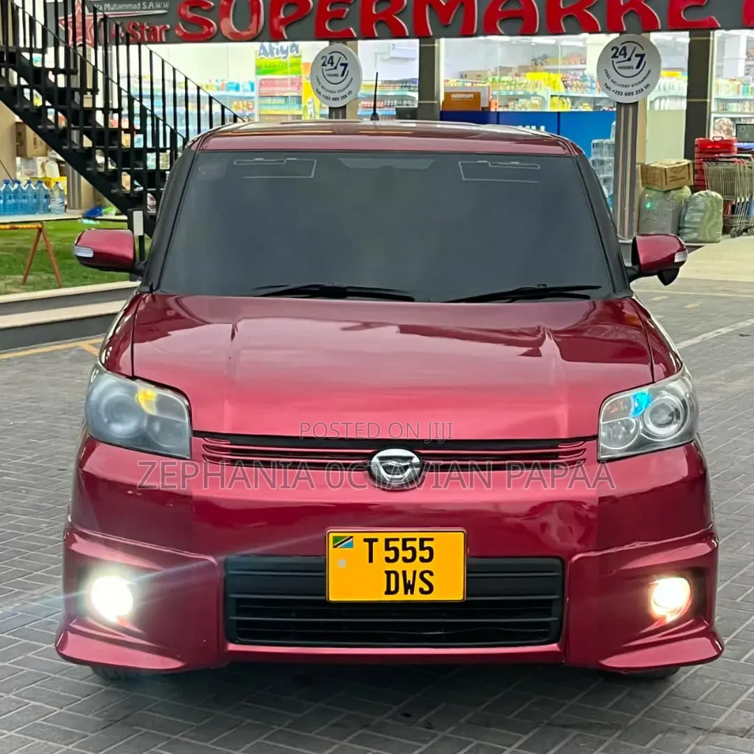 Toyota Corolla Rumion 2009 Red