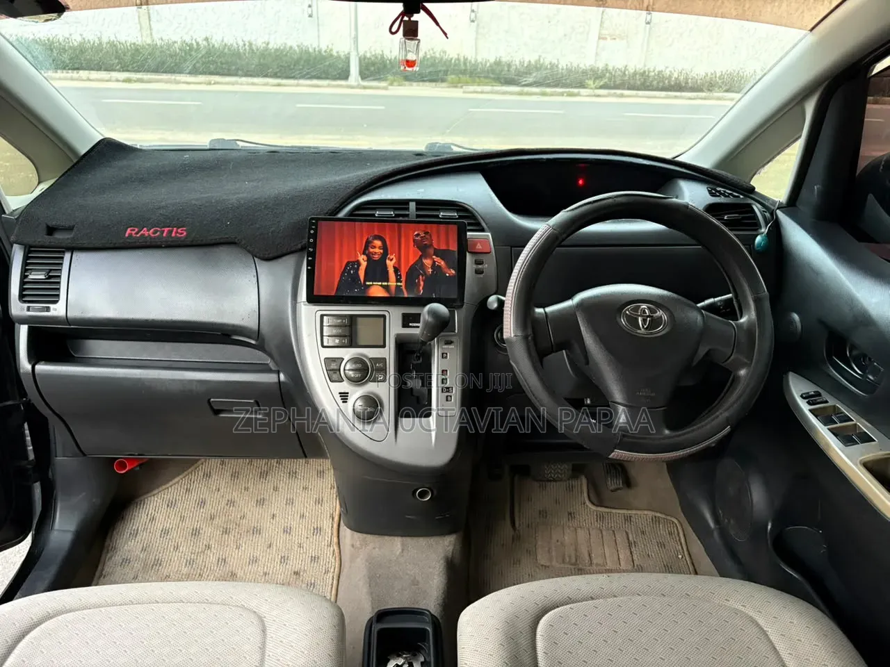Toyota Ractis 2005 Black