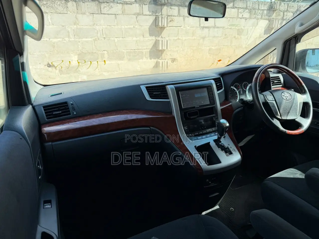 Toyota Vellfire 2009 Black