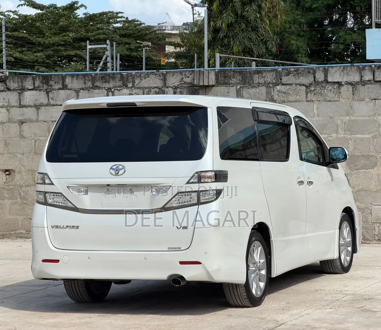 Toyota Vellfire 2009 Black