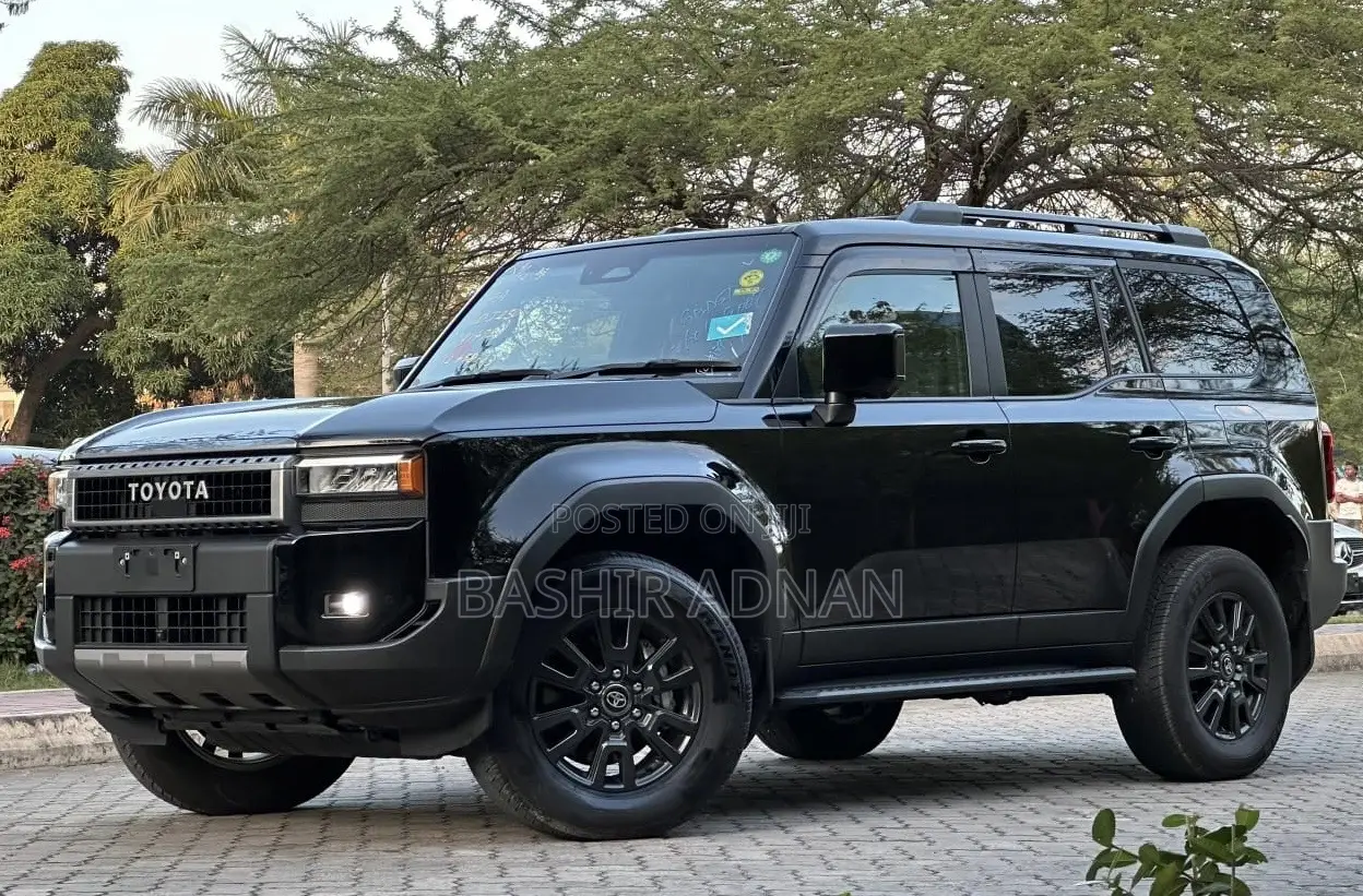 Toyota Land Cruiser LC250 2024 Black
