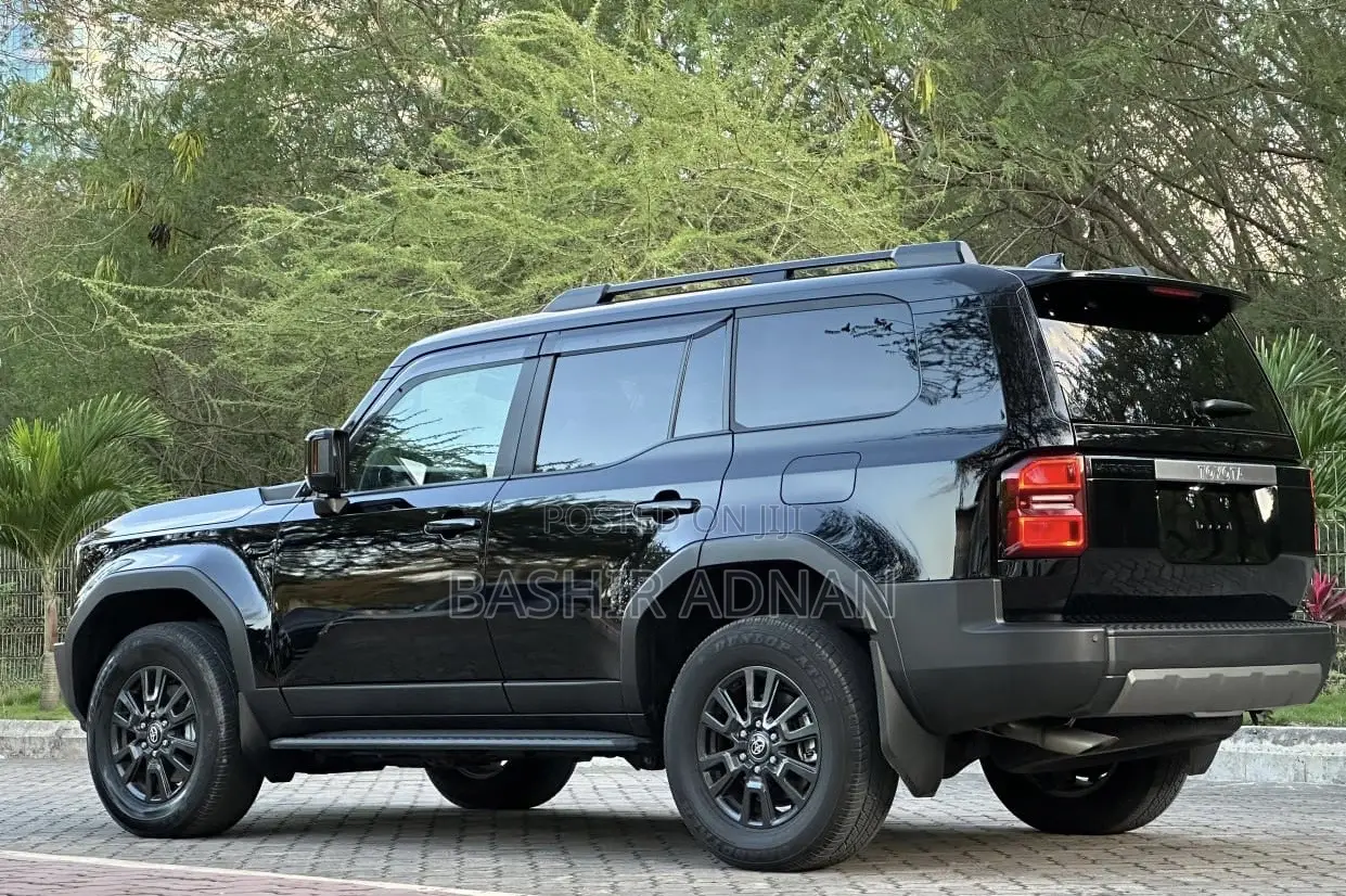 Toyota Land Cruiser LC250 2024 Black