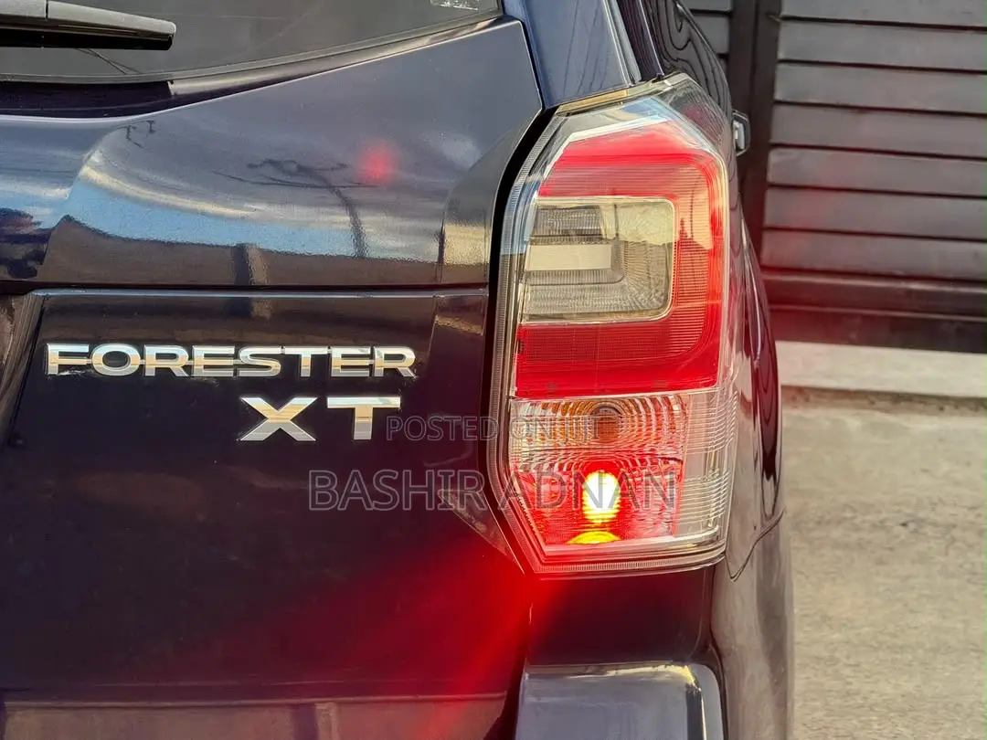 Subaru Forester 2.0XT Touring AWD 2016 Blue