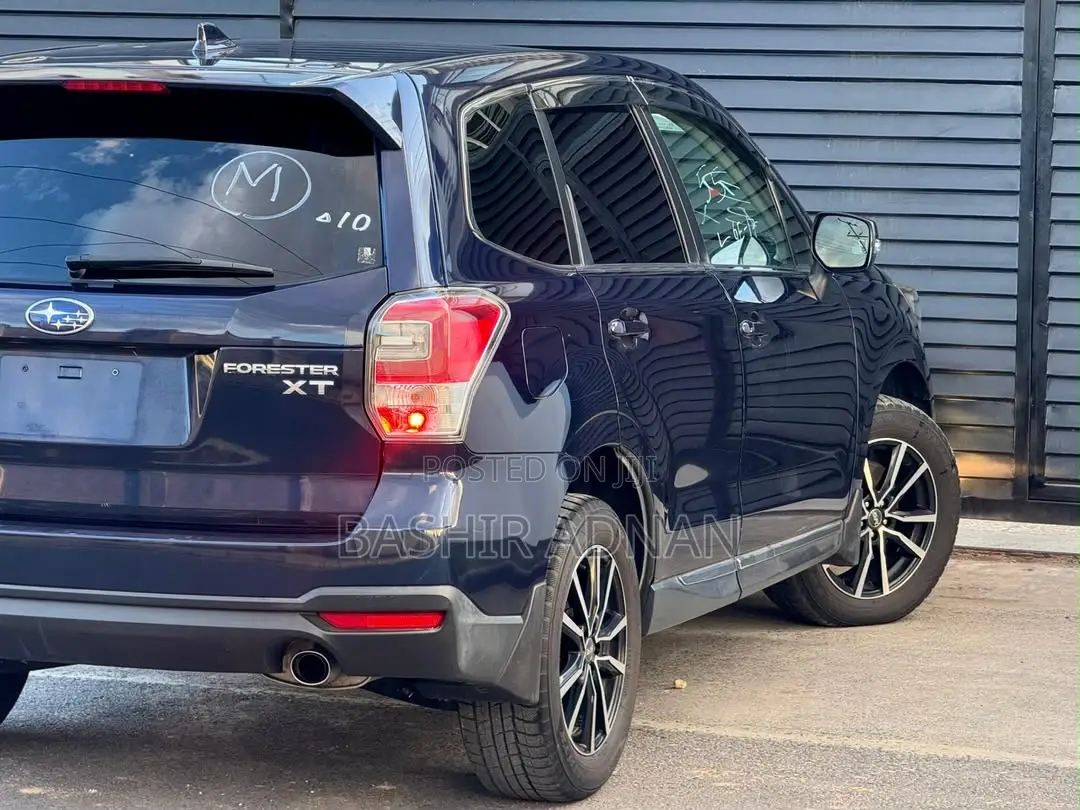 Subaru Forester 2.0XT Touring AWD 2016 Blue
