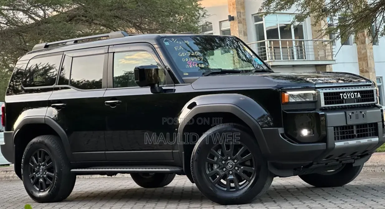 Toyota Land Cruiser Prado 2024 Black