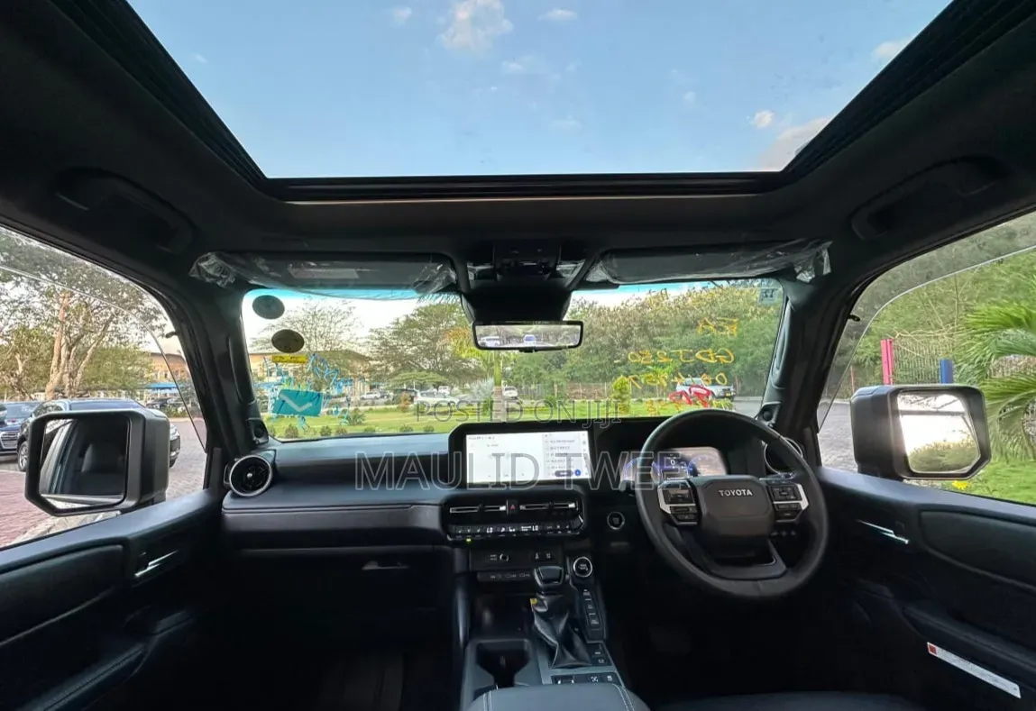 Toyota Land Cruiser Prado 2024 Black
