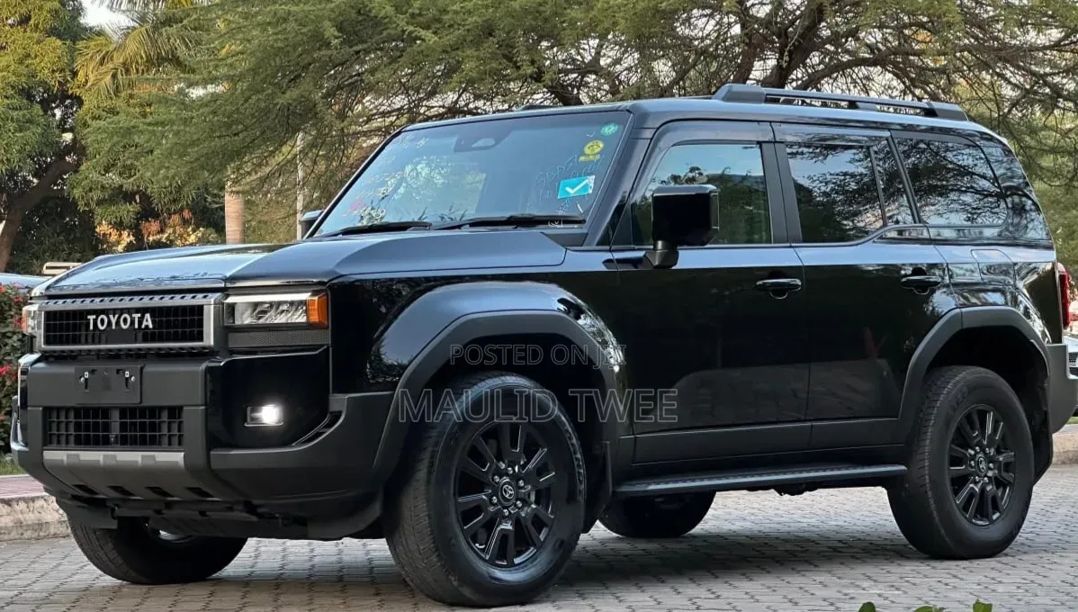 Toyota Land Cruiser Prado 2024 Black