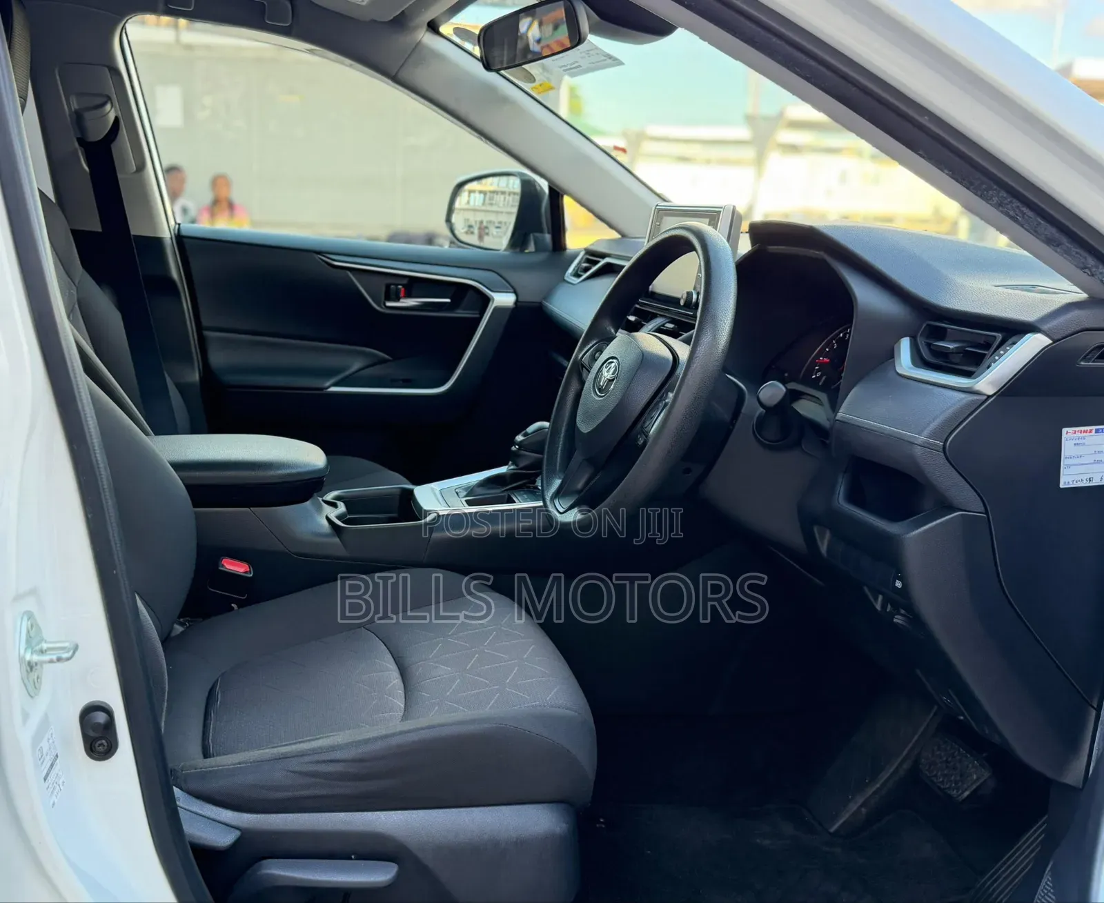 Toyota RAV4 2024 White