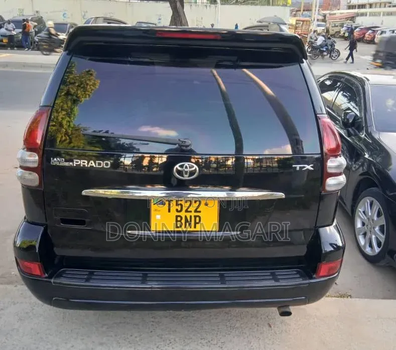 Toyota Land Cruiser Prado 2006 Black