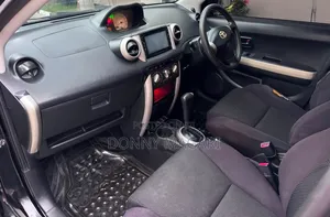 Toyota IST 2004 Black