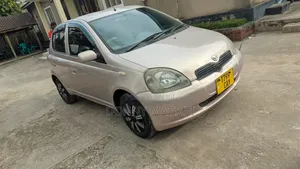 Toyota Vitz 2003 Pink