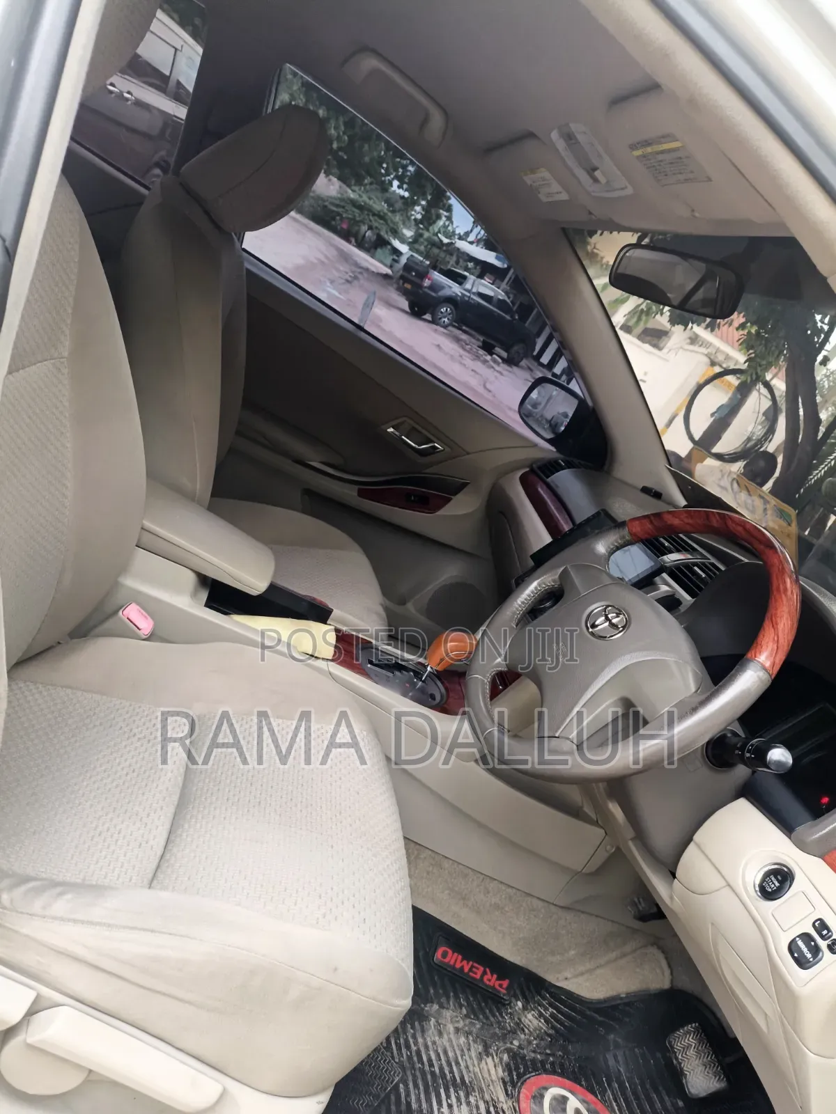 Toyota Premio 2009 Silver