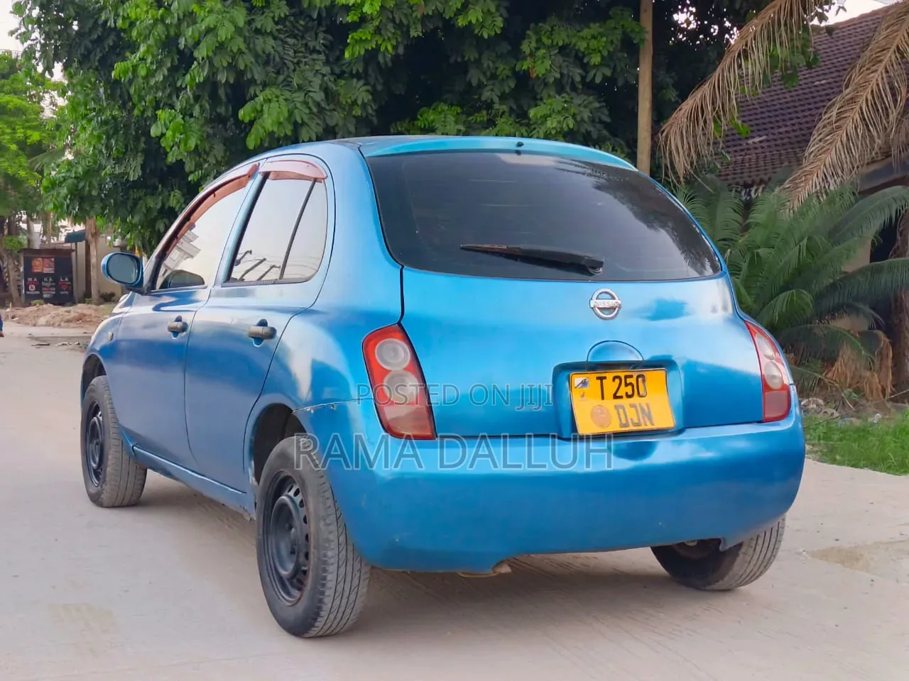 Nissan March 2003 Blue