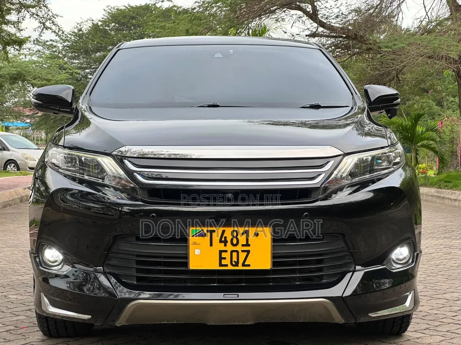 Toyota Harrier 2016 Black