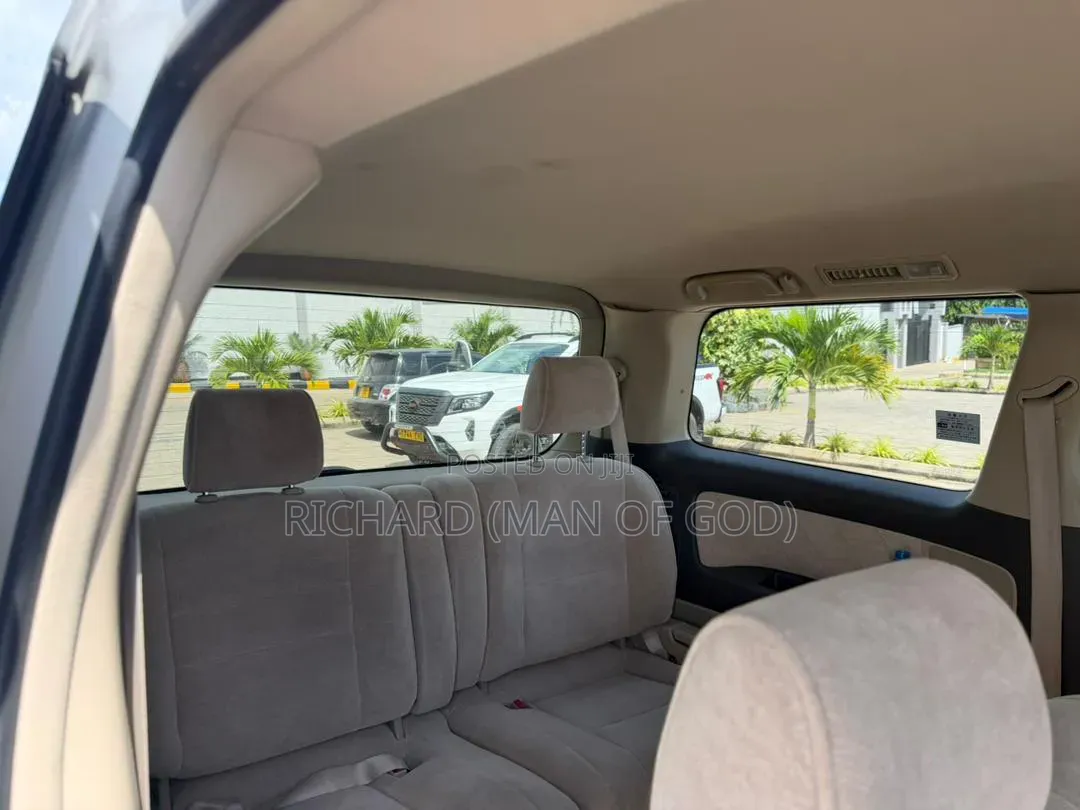 Toyota Alphard 2002 Gray