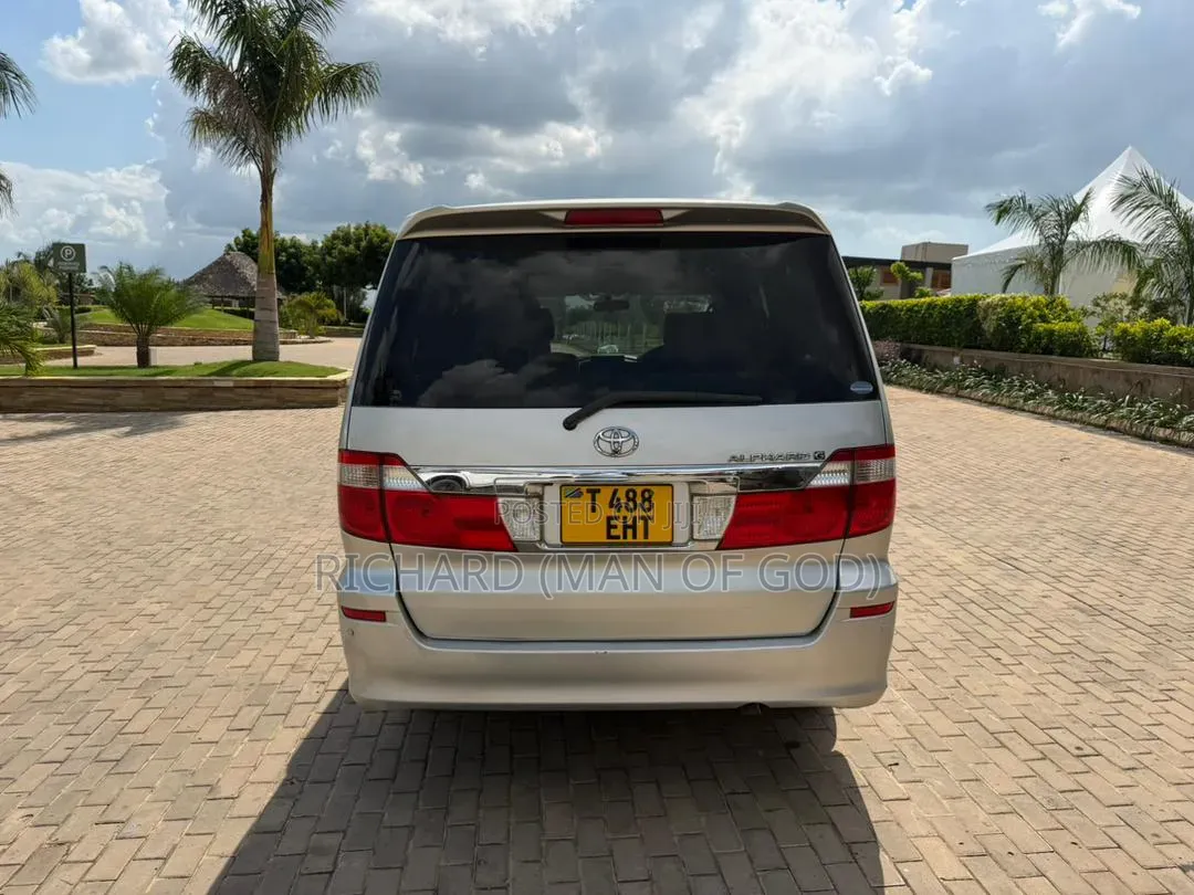 Toyota Alphard 2002 Gray