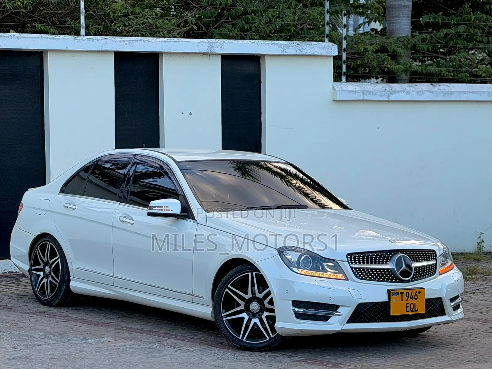 Mercedes-Benz C180 2013 White