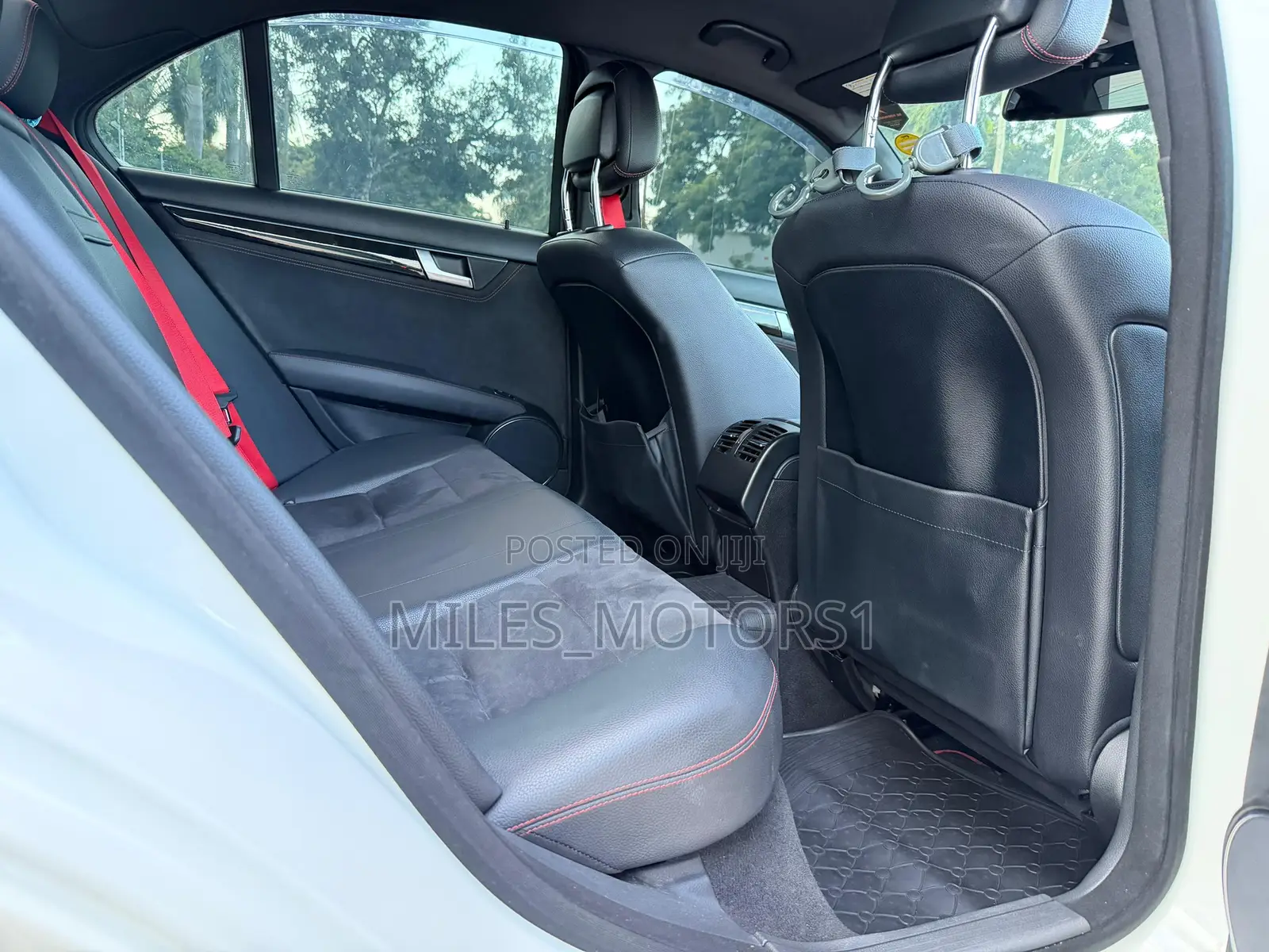Mercedes-Benz C180 2013 White