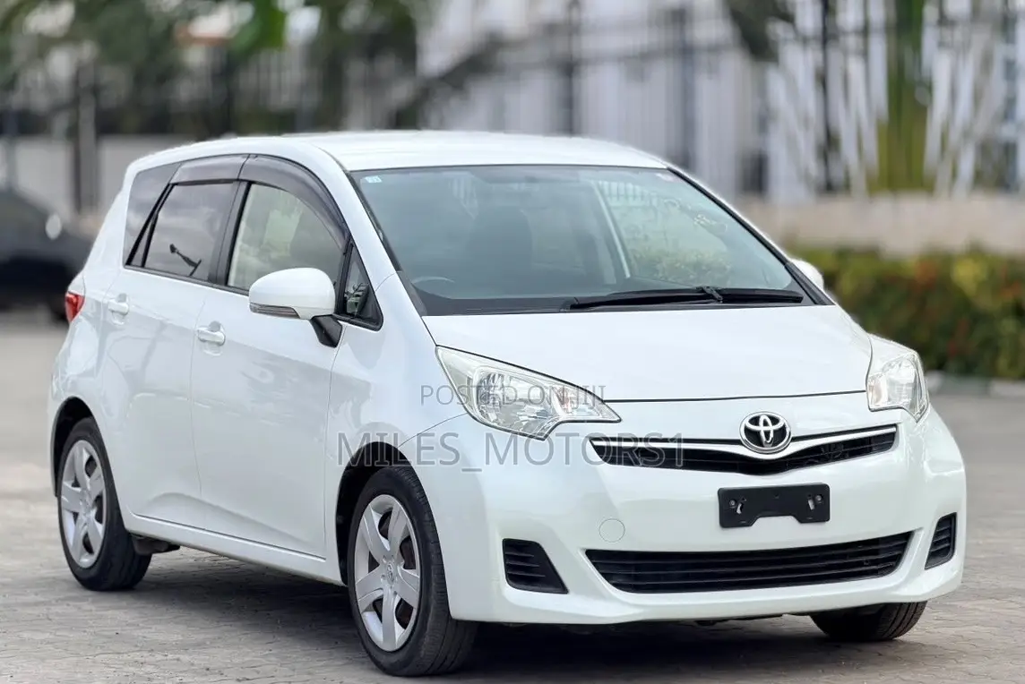 Toyota Ractis 2012 White