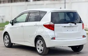 Toyota Ractis 2012 White