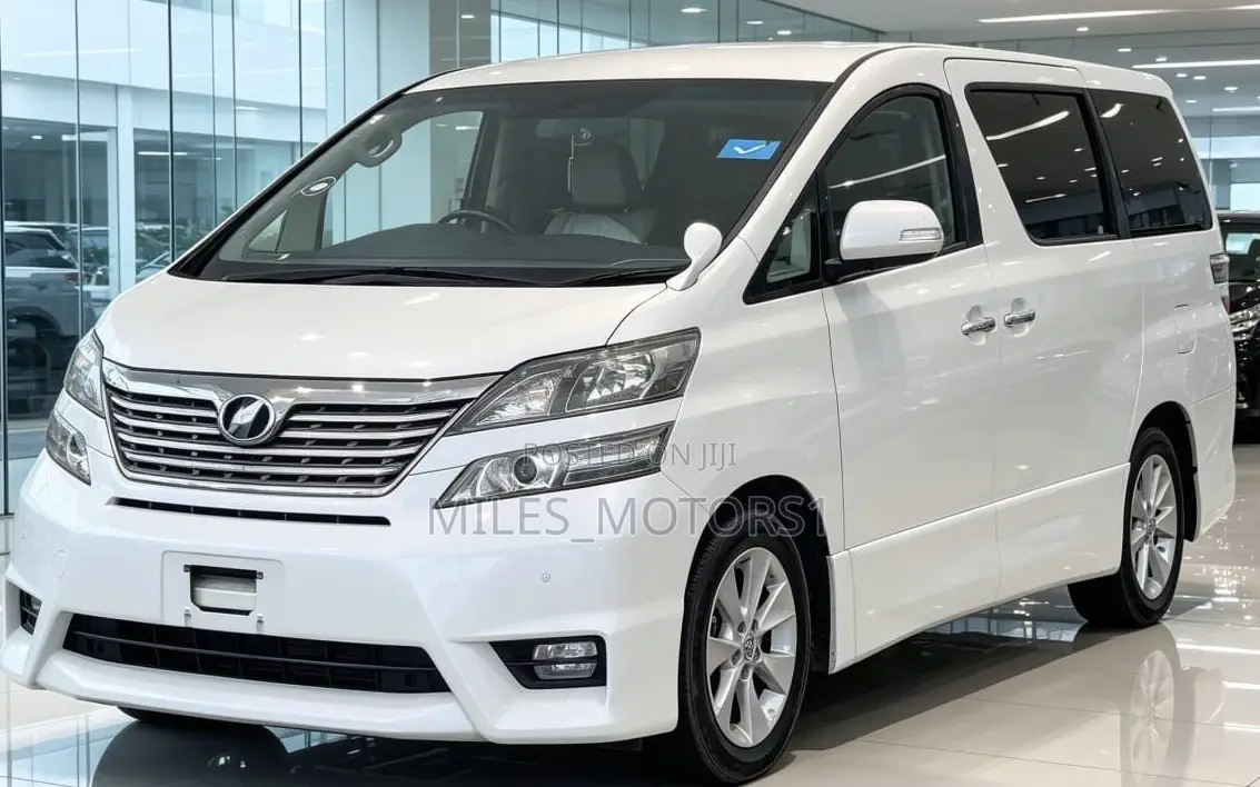 Toyota Vellfire 2009 White