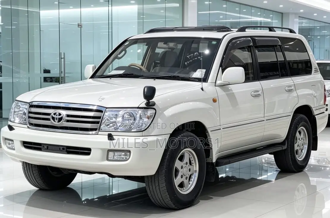 Toyota Land Cruiser 2007 White