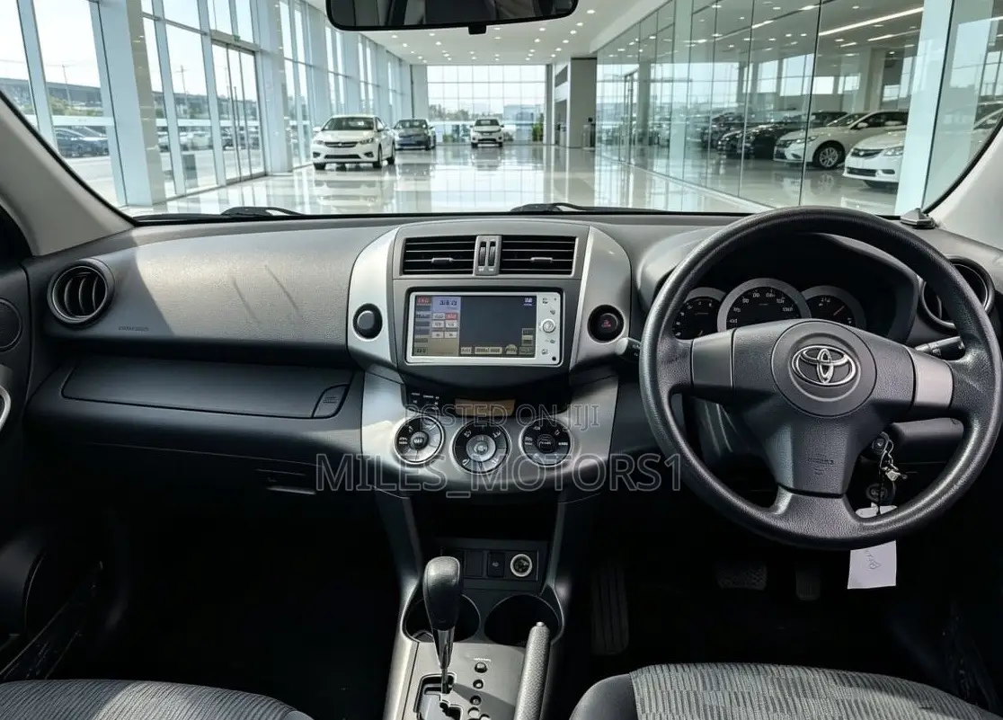 Toyota RAV4 2010 Black