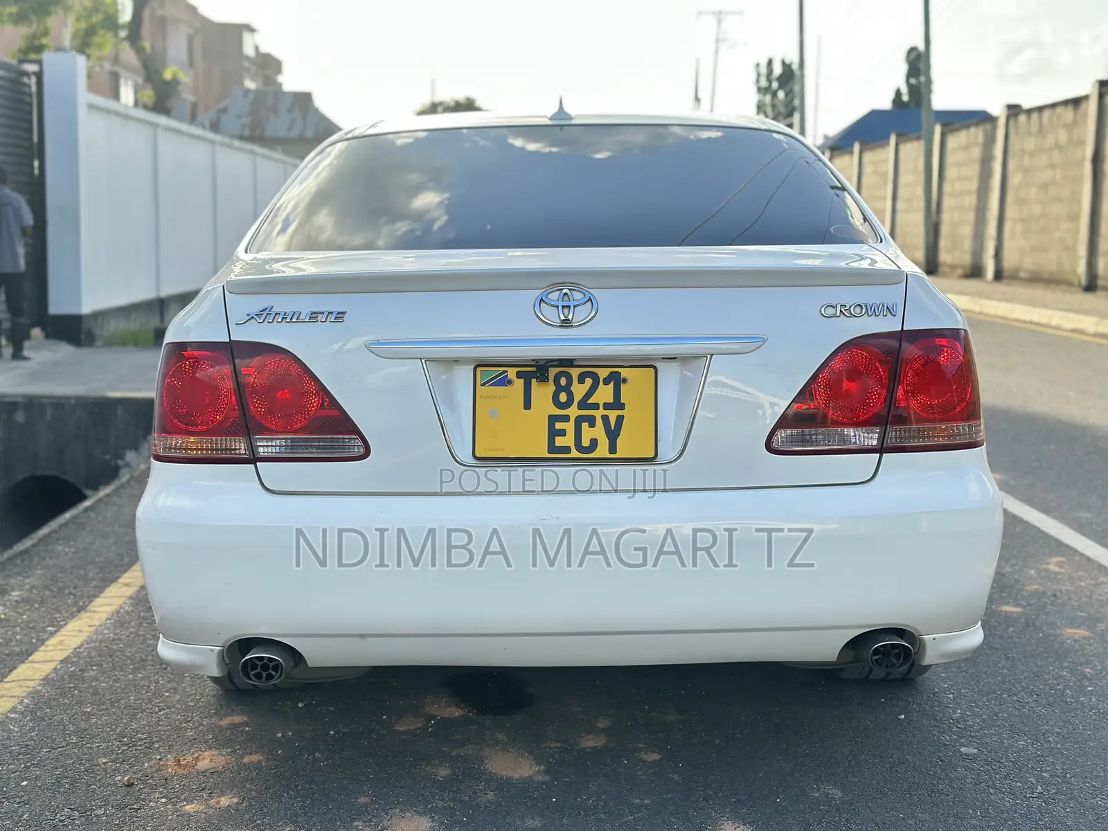 Toyota Crown Royale 2005 White