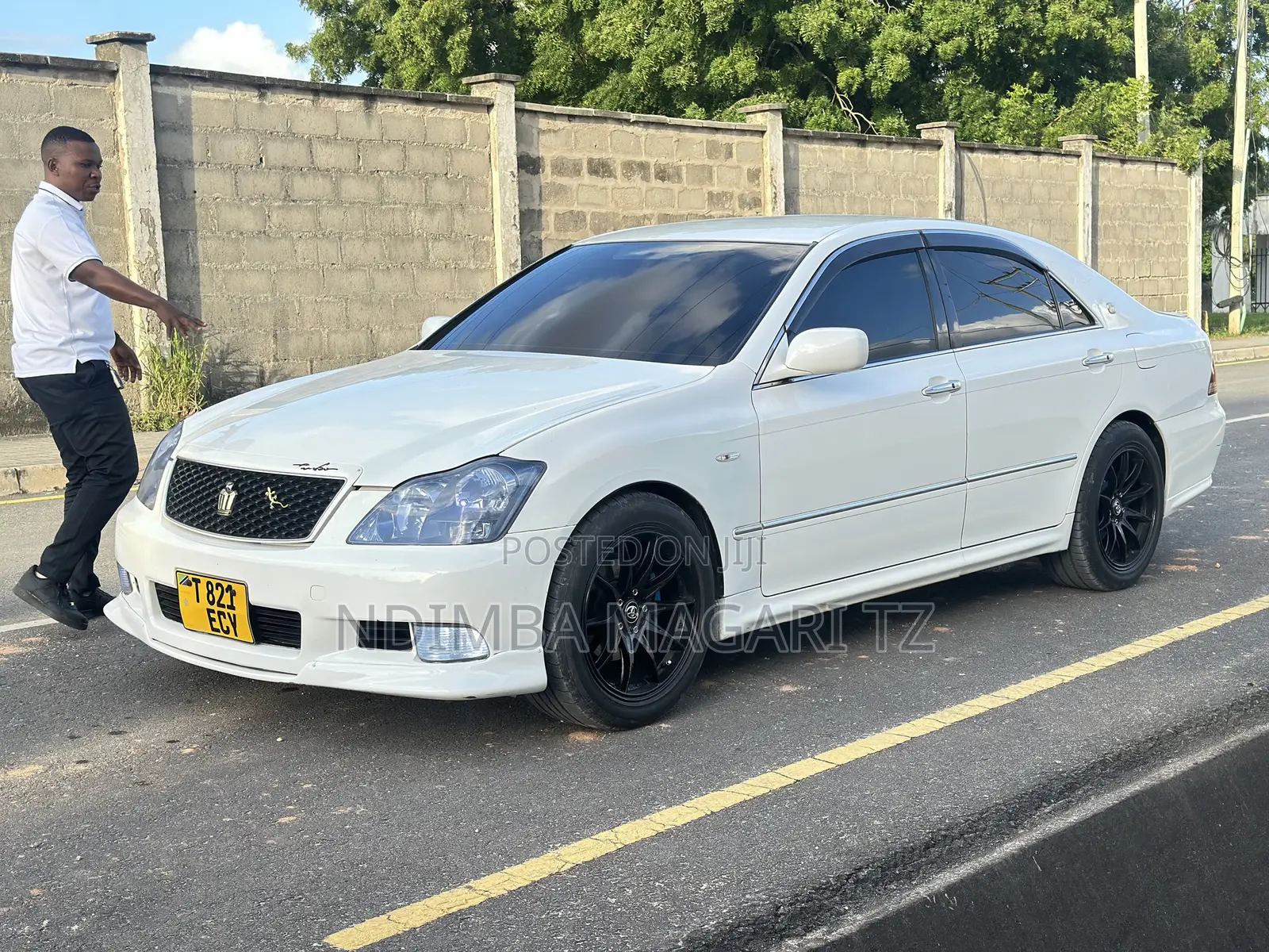 Toyota Crown Royale 2005 White