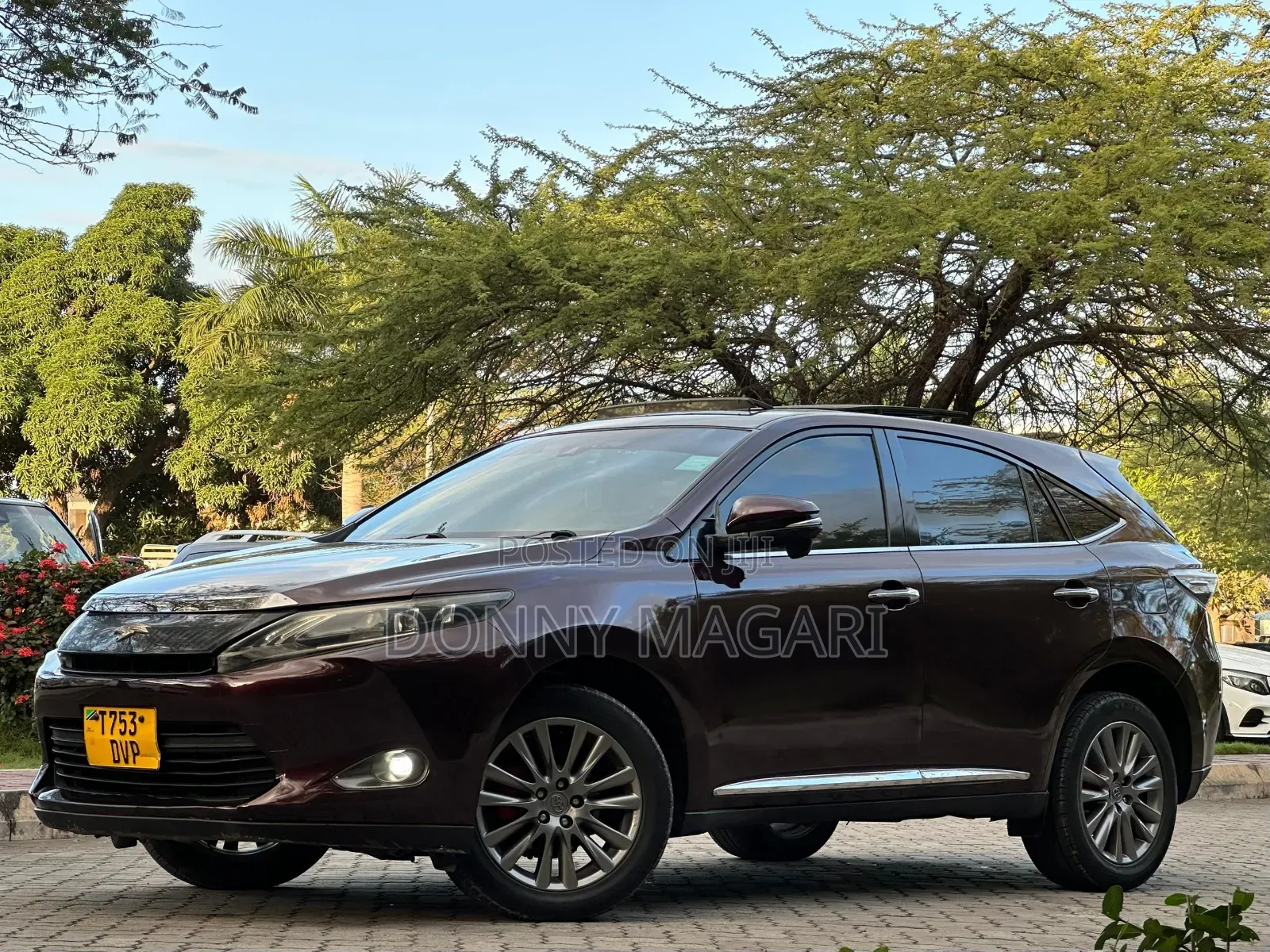 Toyota Harrier 2016 Maroon