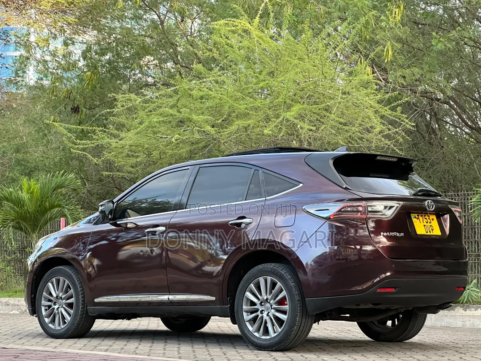 Toyota Harrier 2016 Maroon