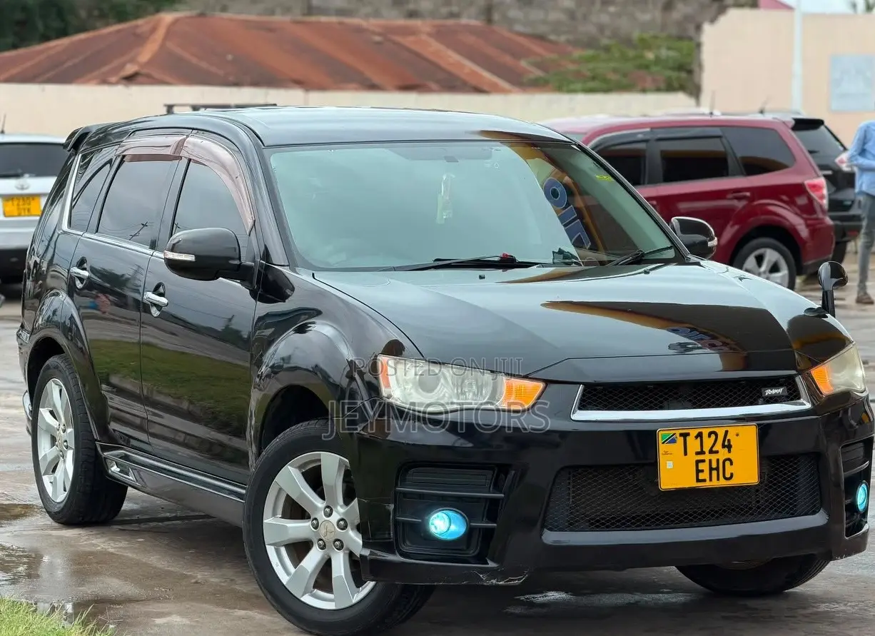 Mitsubishi Outlander 2010 Black
