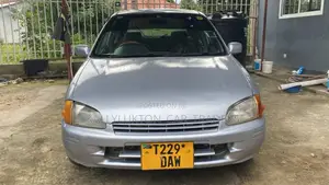 Toyota Starlet 2000 Silver