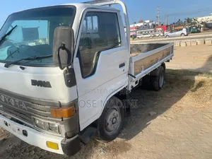 Toyota Dyna 1998 White
